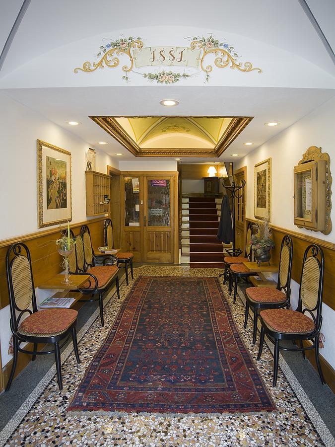 Albergo Erika เอารอนโซ ดิ คาโดเร ภายนอก รูปภาพ